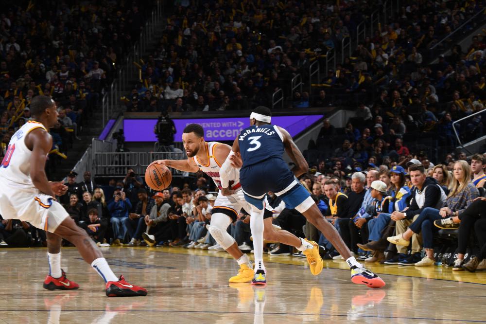 球迷既然远 球迷既然远